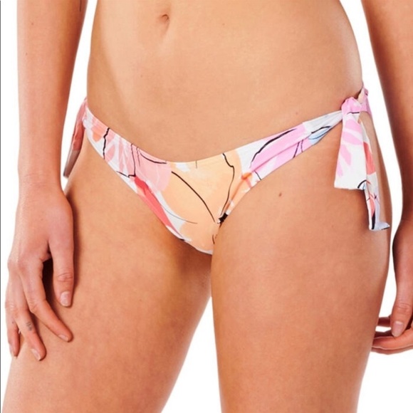 ☀️RIP CURL☀️ BLOSSOM REVERSIBLE CROP BLOSSOM TIE SIDE CHEEKY BIKINI SET - Picture 10 of 16